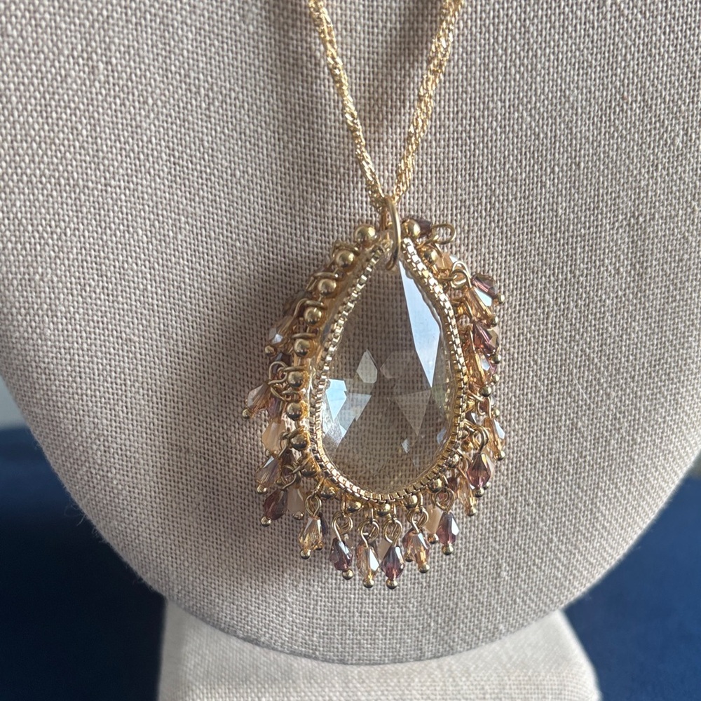 Gold Teardrop Crystal Pendant Necklace with Pink Accent Beads